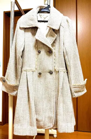 axes femme 화이트 트위드 더블 브레스트 롱 코트