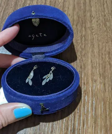 아가트 k10 리프 귀걸이 참