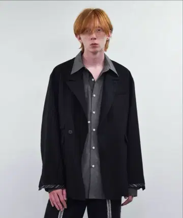 [ VIEDIT ] 블랙 테일러드 자켓