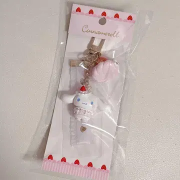 새상품 미개봉 산리오 딸기 휘핑 시리즈 키링 시나몬