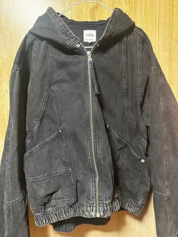 ZARA 후드 부착 블랙 데님 자켓