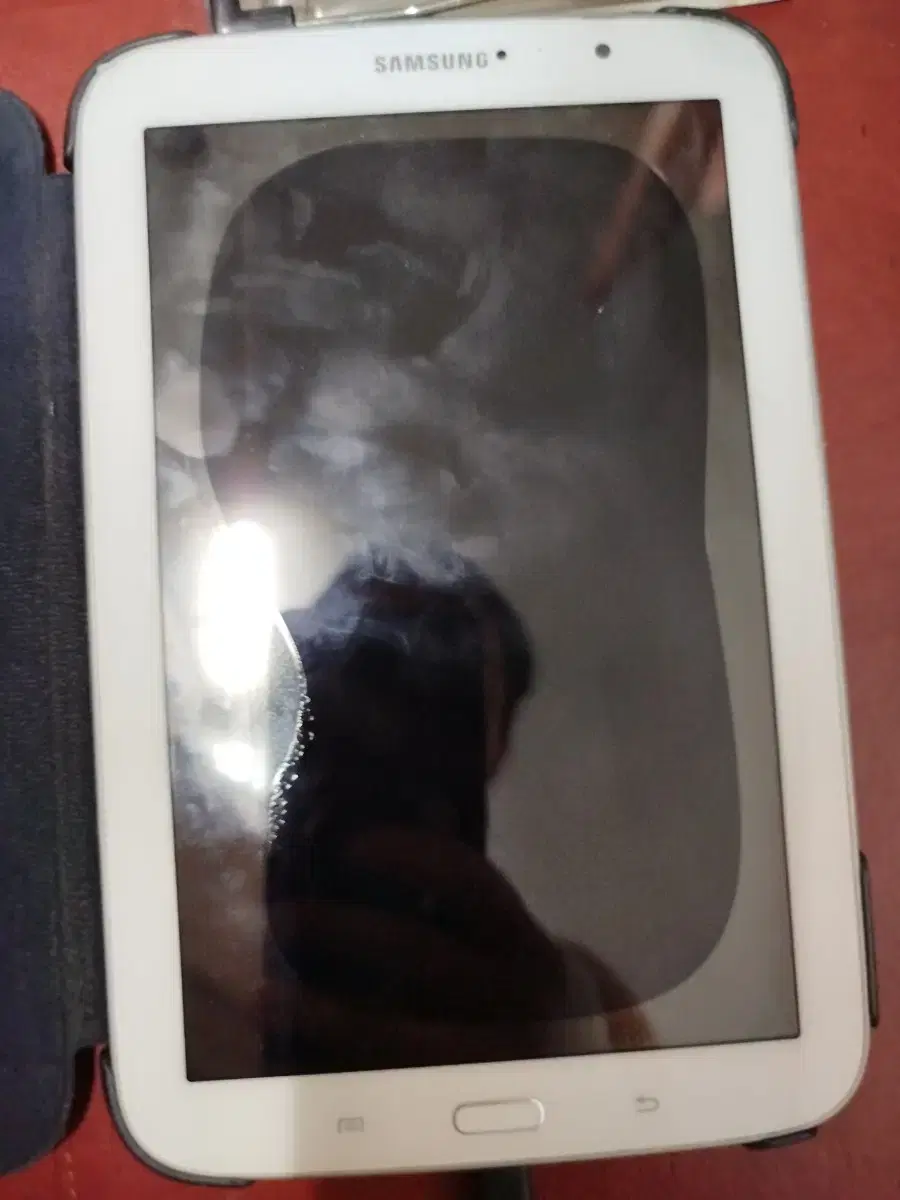 Samsung Galaxy Tab 3 8.0 tablet - Model number is SHW-M500W