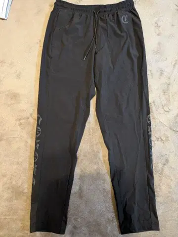 블랙 로고 조거 팬츠