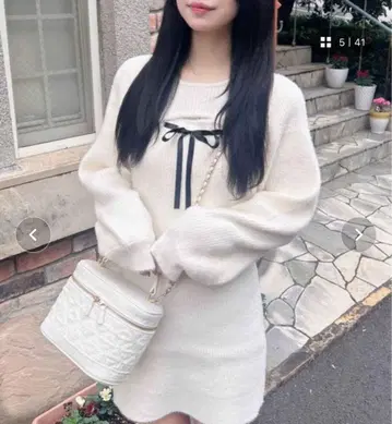 INGNI 페더 데콜테 오픈 니트 원피스