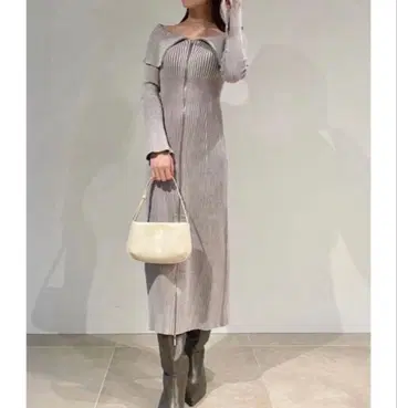 snidel 프론트 지퍼 디자인 니트 원피스