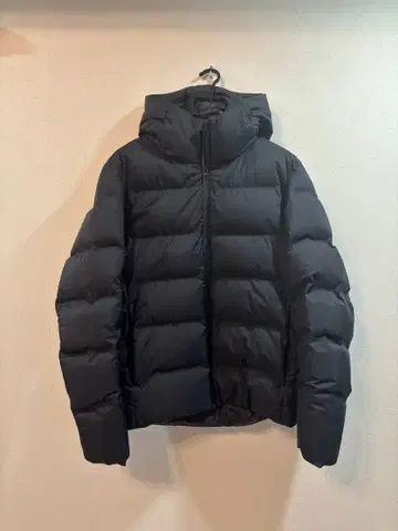 UNIQLO 후드 부착 블랙 다운 자켓 M