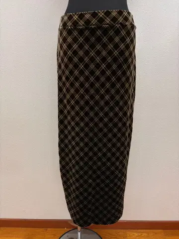 [새상품급] 체크 롱 스커트 벨벳