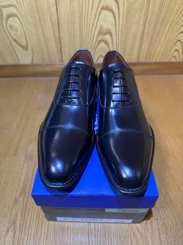 [ 미사용 새상품 ] 켄포드 블랙 25.5cm 스트레이트 팁