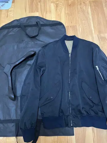 부속품 완비 Ten-c 플라이트 재킷