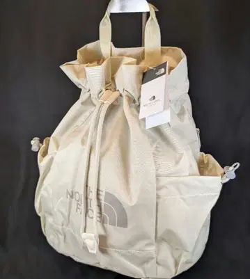 THE NORTH FACE 크림색 백팩