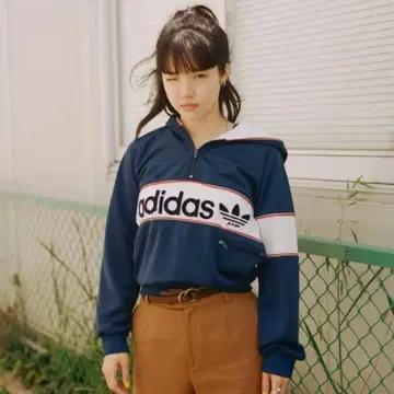 아이묭 착용 adidas