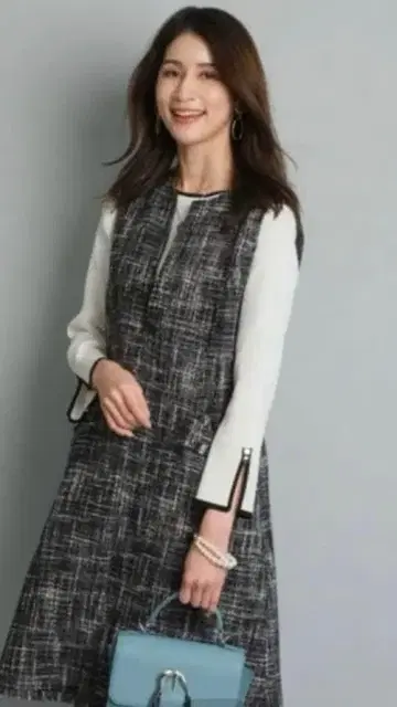 JUSGLITTY 라메 트위드 미니 점프 스커트 0