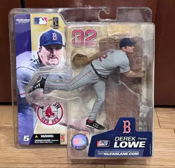 데릭 로우 보스턴 레드삭스 피규어