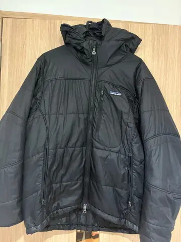 Patagonia 더스 파카 S 사이즈