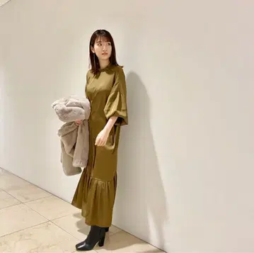 Whim Gazette 윔 가젯 새틴 맥시 원피스 카키