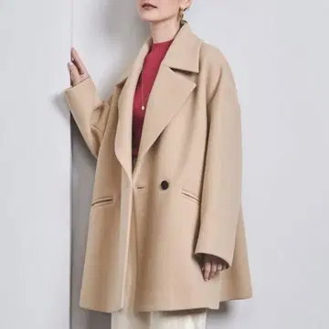 유나이티드 애로우즈 A라인 테일러드 코트 MANTECO 원단 사용