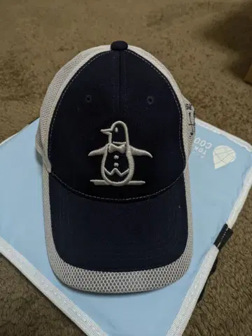 Happy Birdie 펭귄 자수 캡