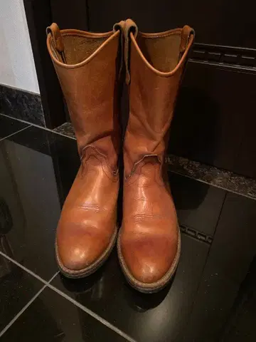 RED WING PECOS BOOTS