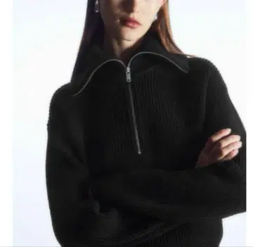 COS 코스 하프 지퍼 니트 블랙