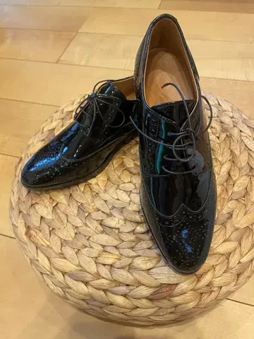 에나멜 광택 가죽 신발 22cm 일본제