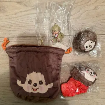 몽치치 군 가챠 세트