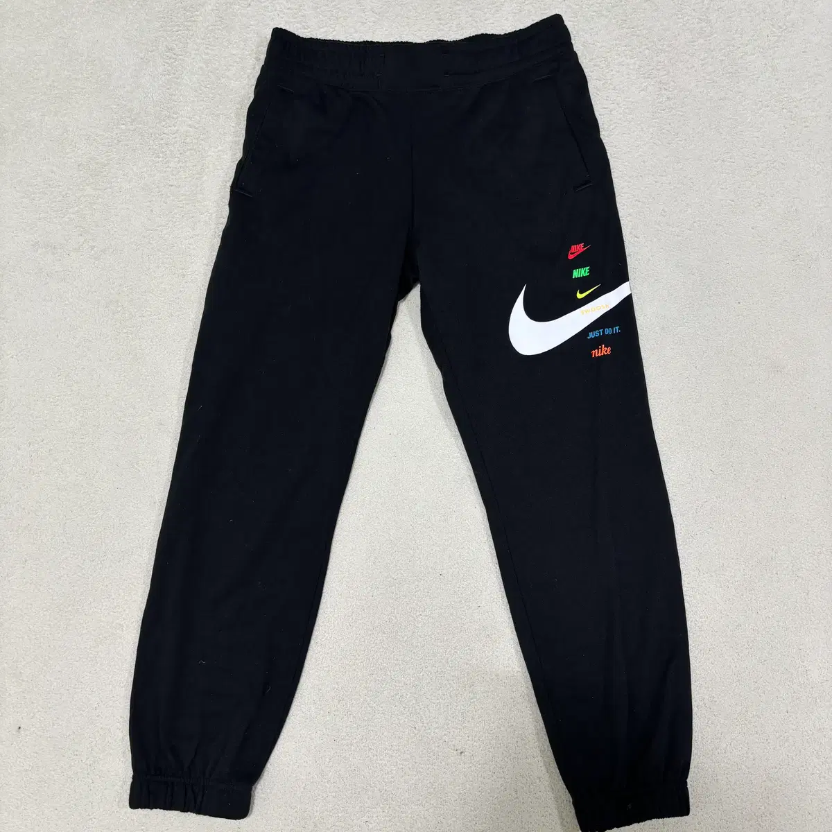 Size M Nike Swoosh Fleece Jogger Pants 1117-2