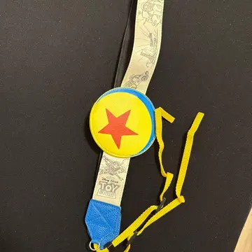 토이 스토리 스트랩 카메라