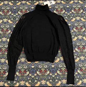 택 포함 새상품 ] ZARA 소매 레이스 니트 티셔츠 블랙 하이넥