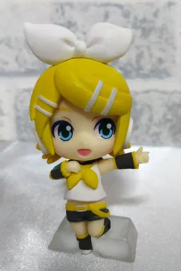 가샤폰 복권 카가미네 린 매지컬 미라이 2018 A상 피규어