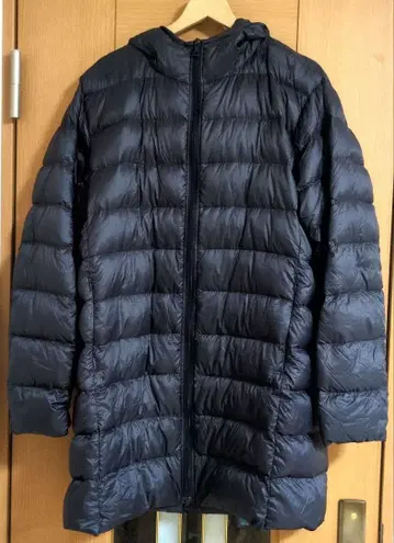 UNIQLO XL 네이비 울트라 라이트 다운