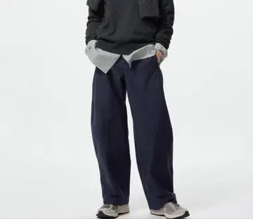 UNIQLO 저지 배럴 레그 팬츠