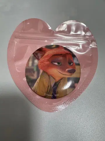 닉 와일드 캔뱃지 해피 복권