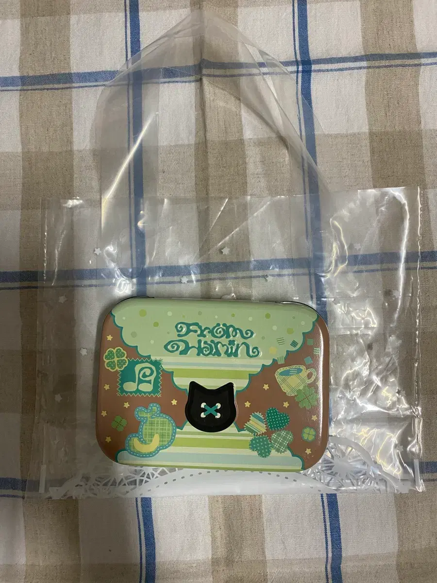 PLAVE Hamin Birthday Cookie Tincase