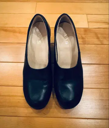 아츠 앤드 사이언스 블랙 펌프스