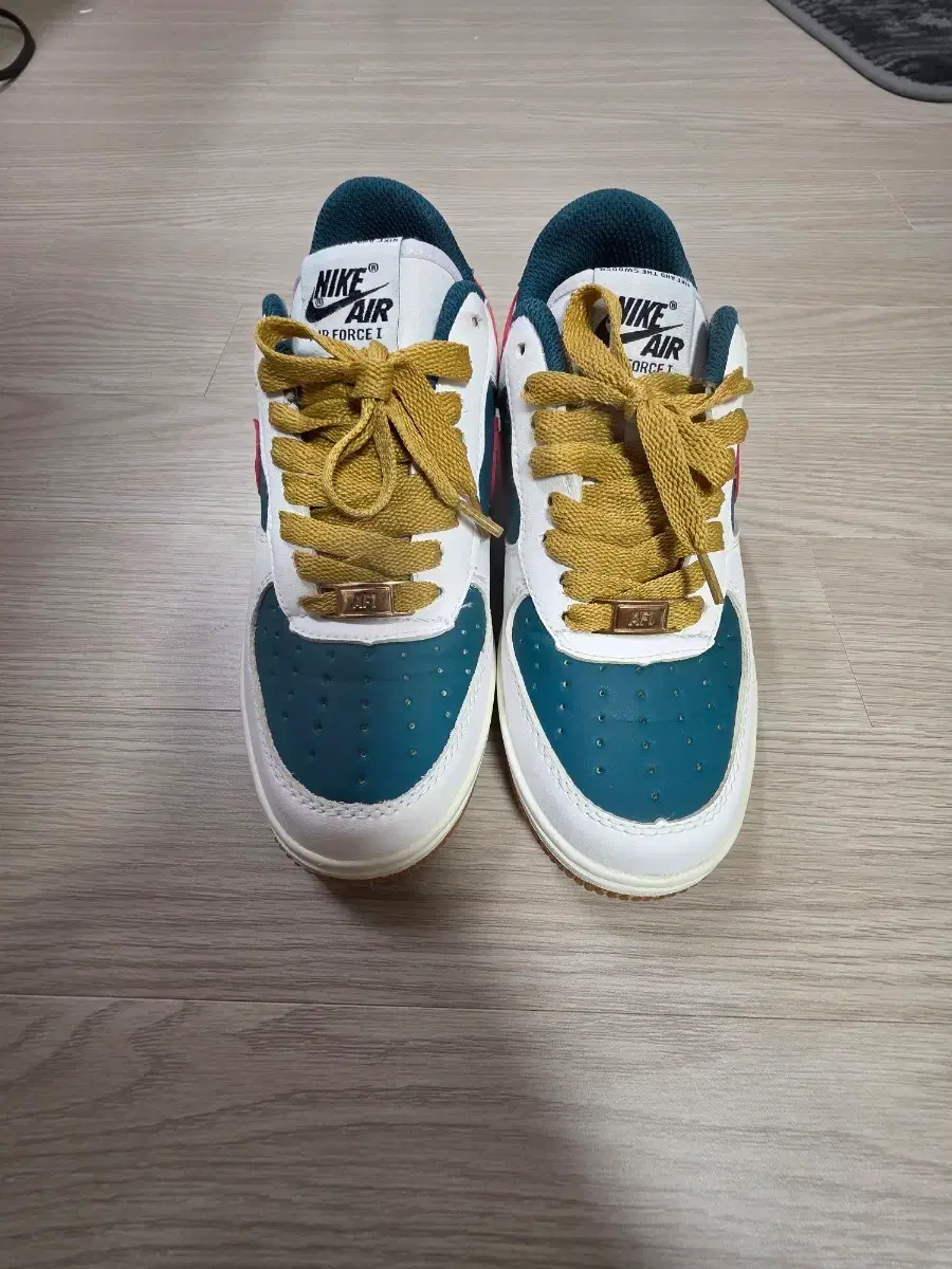 Nike Air Force 1 Low Sneakers