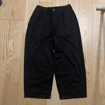 [ L 사이즈 ] TIGHTBOOTH SUEDE BAGGY PANTS