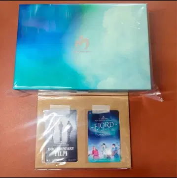 Mrs GREEN APPLE 미사용 무비치케 2장과 미개봉 아크릴 프레임