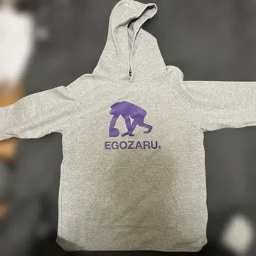 EGOZARU 그레이 후드 부착 후드티