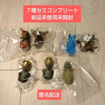 울트라맨 제일복권 괴수대전 F상 괴수두감 7종 세미컴프 세트