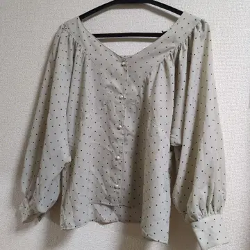 Areeam 도트 무늬 블라우스