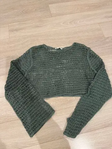 ZARA 크롭 니트 스웨터