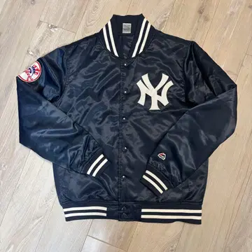 미사용 Majestic 자수 뉴욕 양키스 바시티 자켓 M
