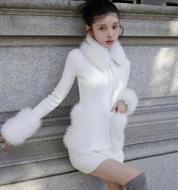 Darich 볼륨 퍼 니트 미니 원피스