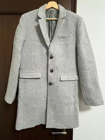 선물 포함 BLACK KAVIAR 그레이 체스터 코트 L