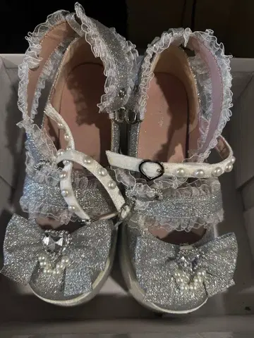 앙크루즈 통굽 신발 양산형 실버