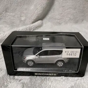 MINICHAMPS 도요타 RAV4 플라티나 실버 메탈릭 1/43