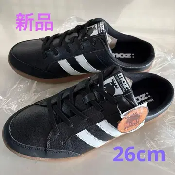 [ 새상품 ] moz 블랙/화이트 스니커즈 26.0cm