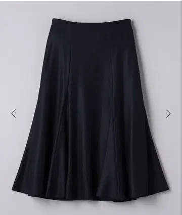 UNITED ARROWS 스커트