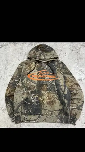 리얼트리 후드티