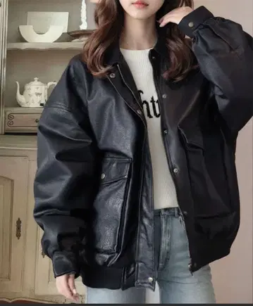 블랙 가죽 자켓 오버 사이즈